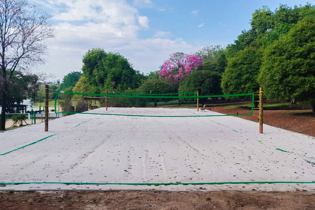 Conheça as novas quadras de beach tennis